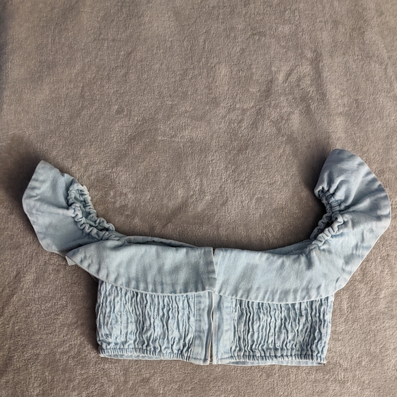 Twelve by OnTwelfth Denim Crop Top Size Medium - Picture 5 of 8
